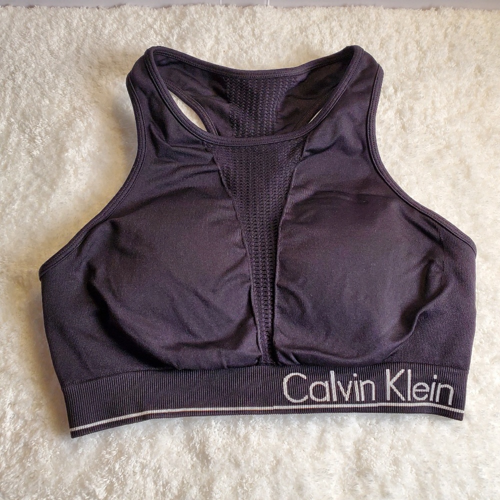 Calvin Klein  performance size sm